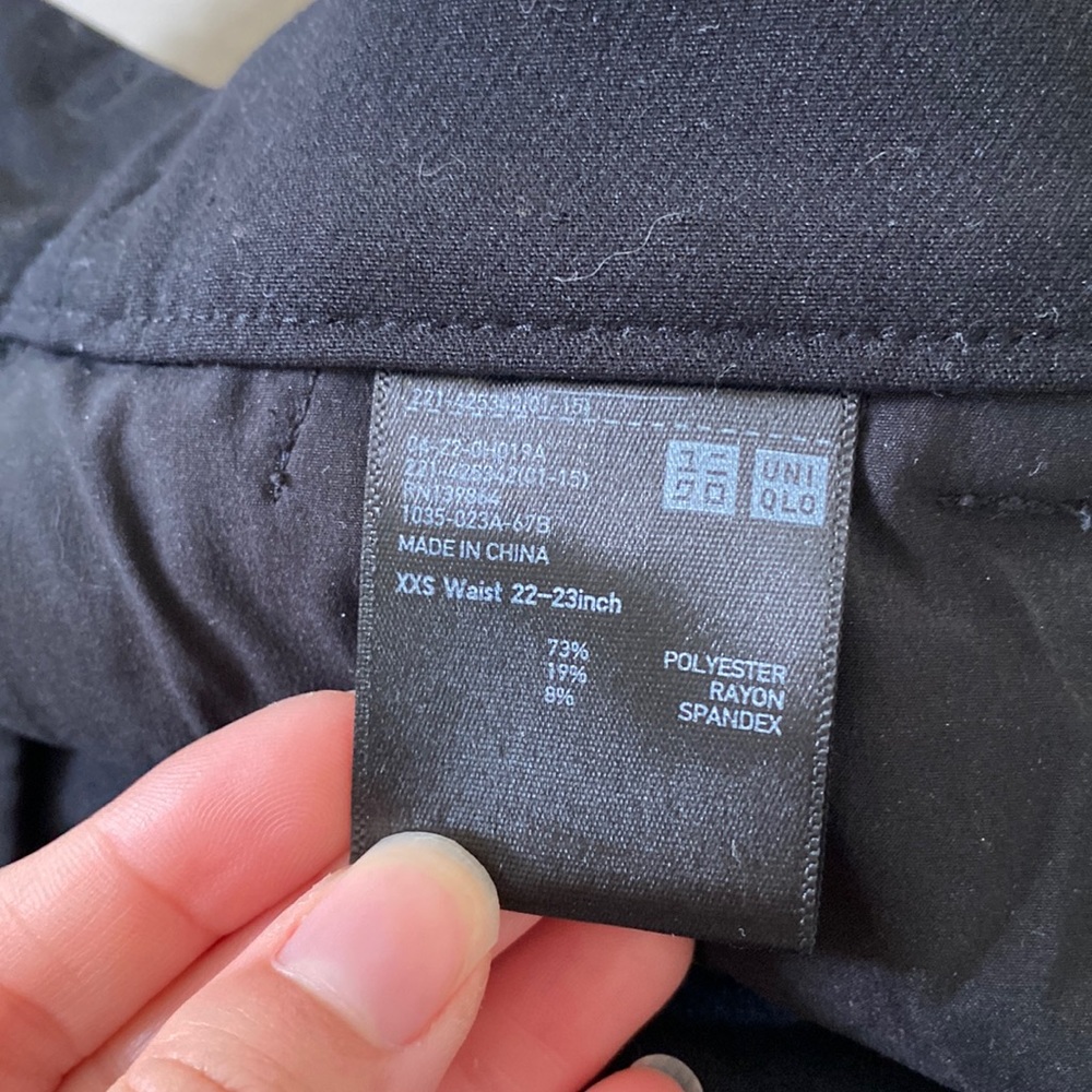 Uniqlo Pants - Picture 3 of 4